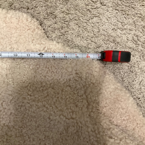 J.CREW SHERPA TEDDY FAUX FUR TOGGLE COAT. SIZE: S. COLOR: CREAM. ITEM # K2605. - Picture 10 of 10